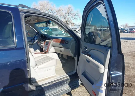 2008 Chevrolet Avalanche 1500 Ls/Lt/Ltz z USA, uszkodzony, nr VIN 3GNFK12328G157786